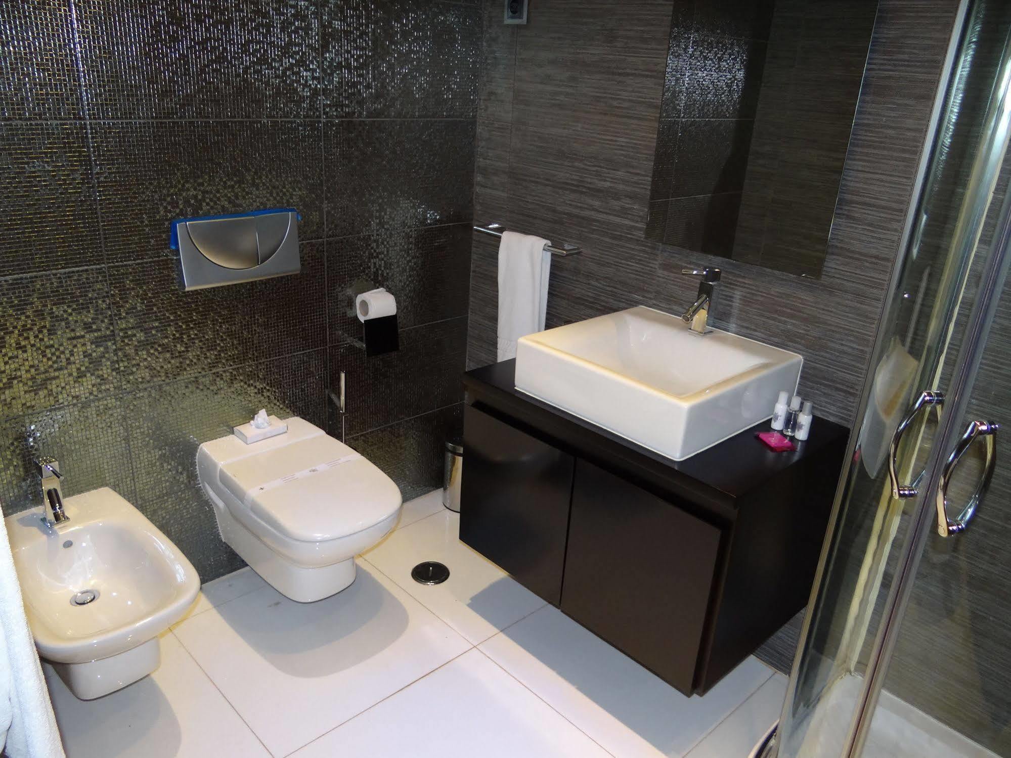 Rk Suite Hotel 罗安达 外观 照片